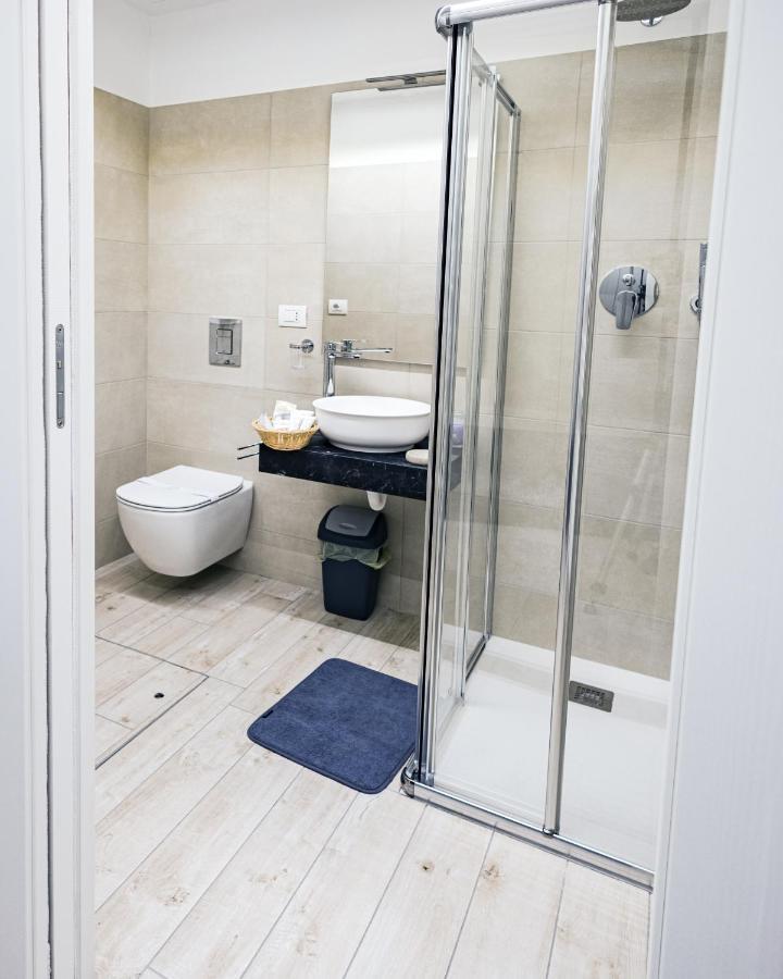 Loft La Sedia Rossa - Centro Storico Apartment Milan Exterior photo